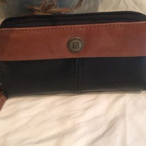 Stone Mountain wallet